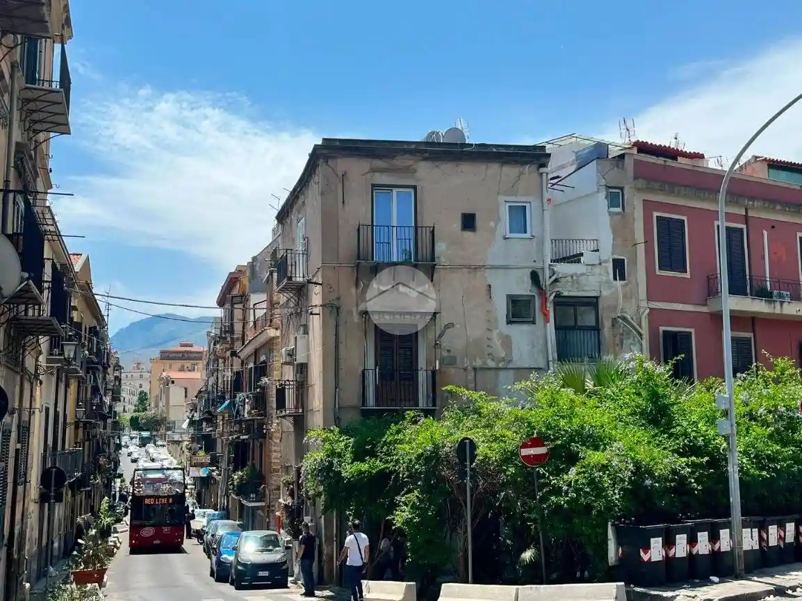 Appartamento in vendita a Palermo