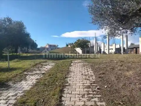 Rustico - Casale in vendita a Spoltore