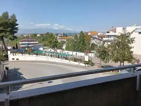 Appartamento in vendita a Cappelle sul Tavo
