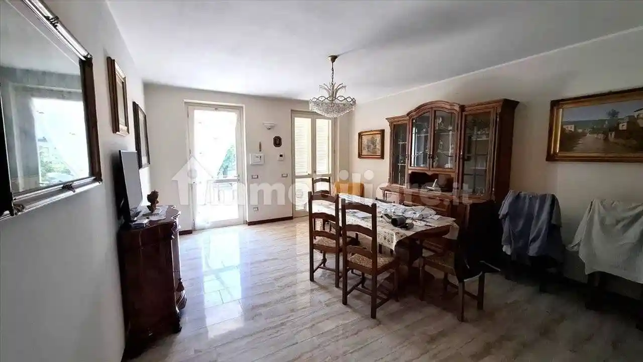 Appartamento in vendita a Carpaneto Piacentino