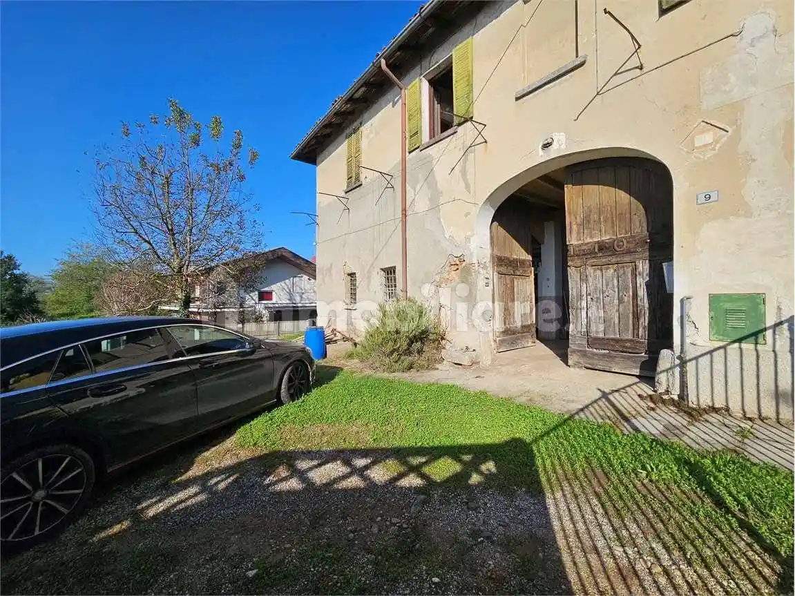 Rustico - Casale in vendita a Cermenate