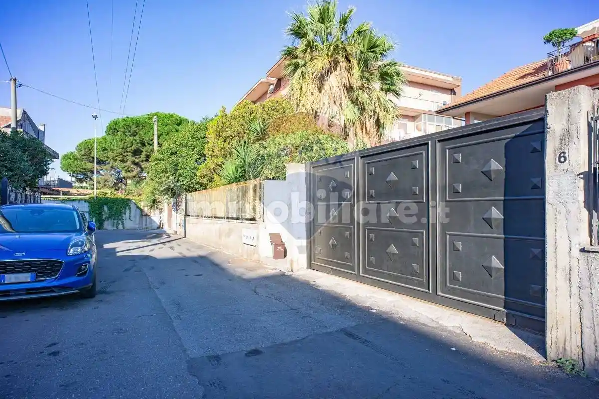 Appartamento in vendita a Gravina di Catania