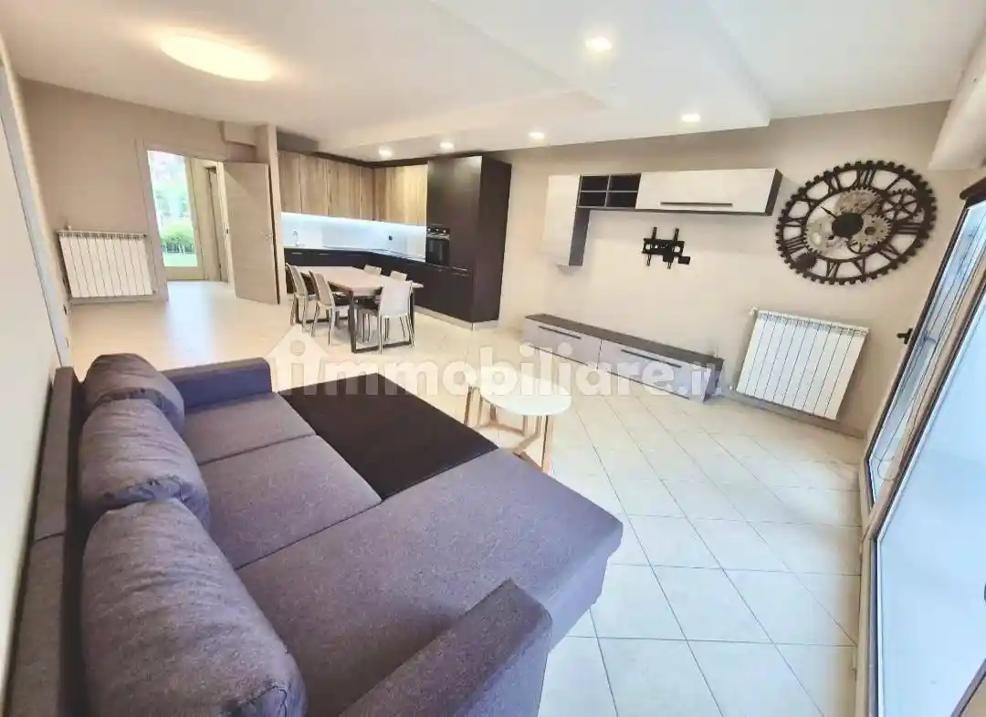 Appartamento in affitto a Lonato del Garda
