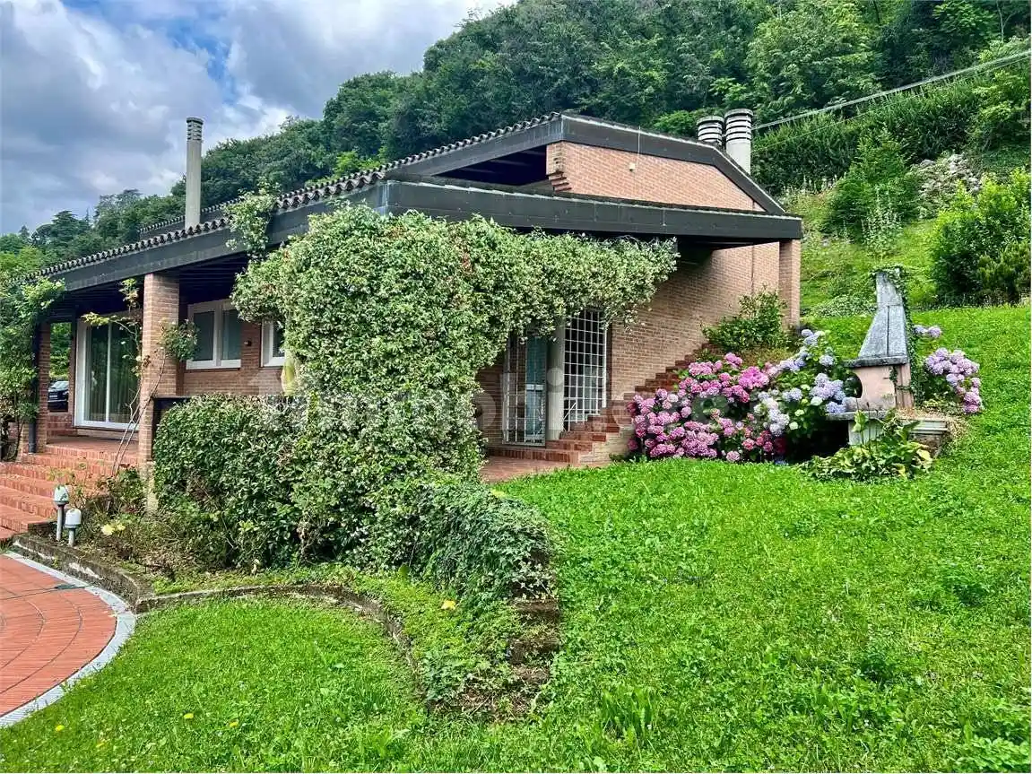 Villa in vendita a Schio