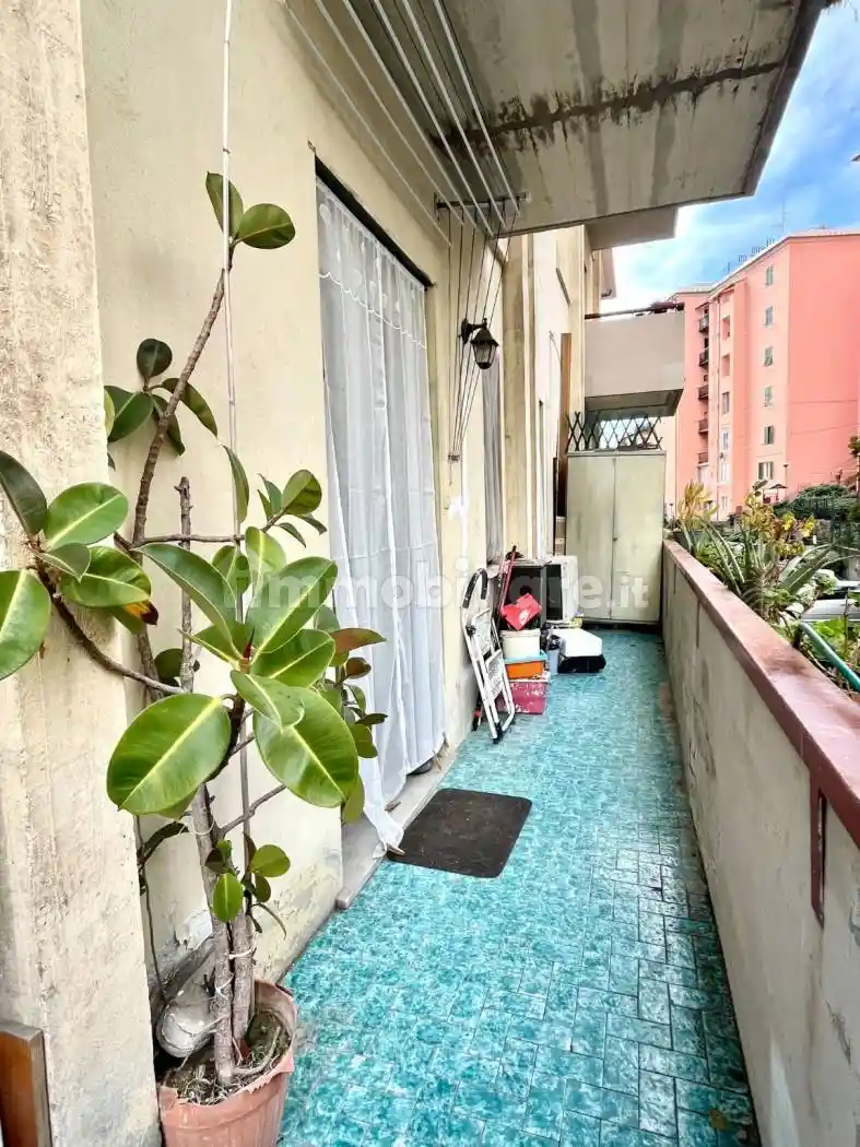 Appartamento in vendita a Genova