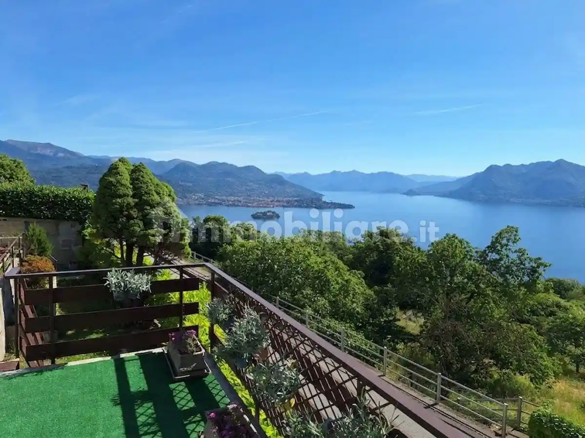 Villa in vendita a Stresa