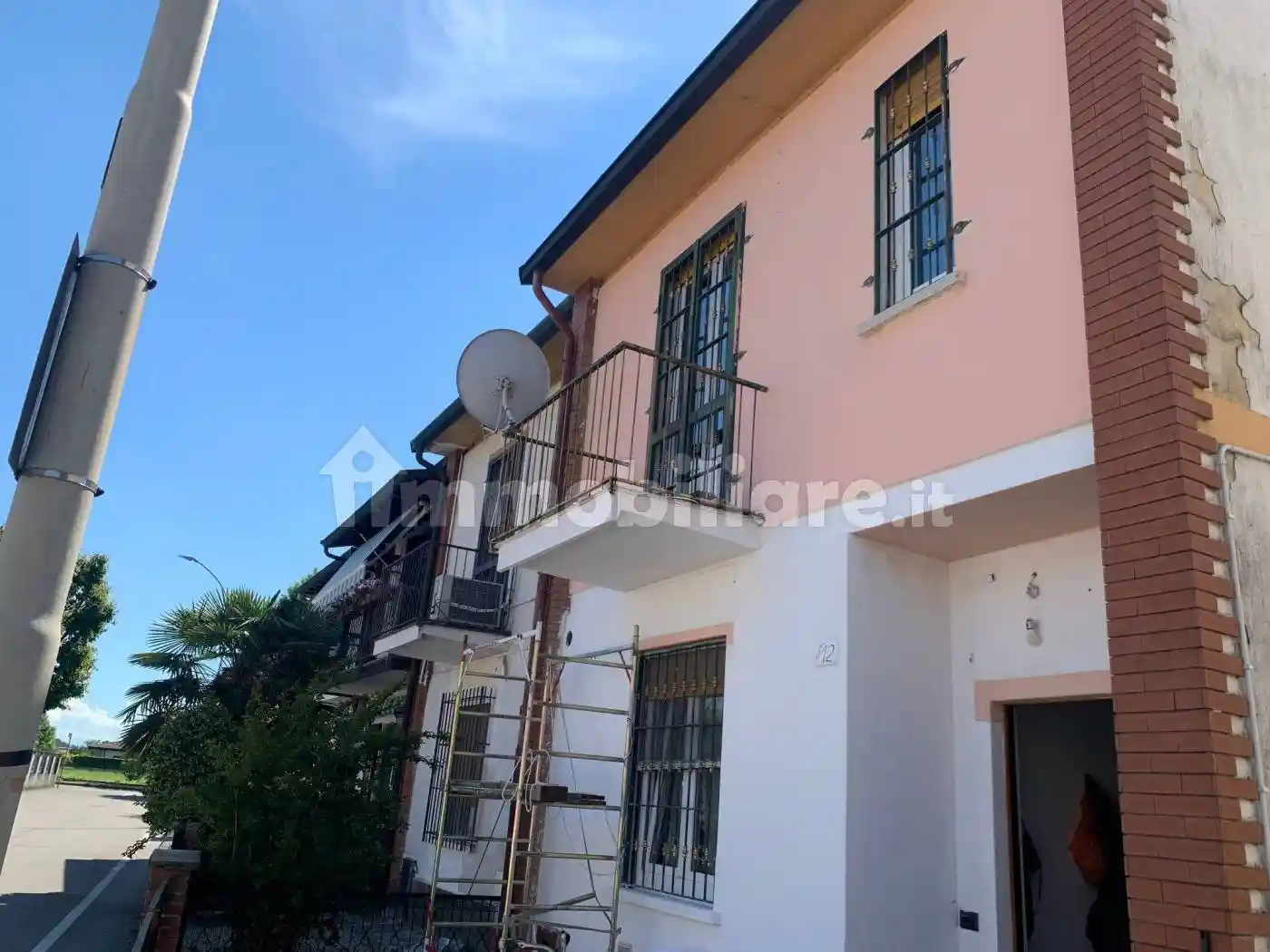 Casa indipendente in vendita a Turano Lodigiano