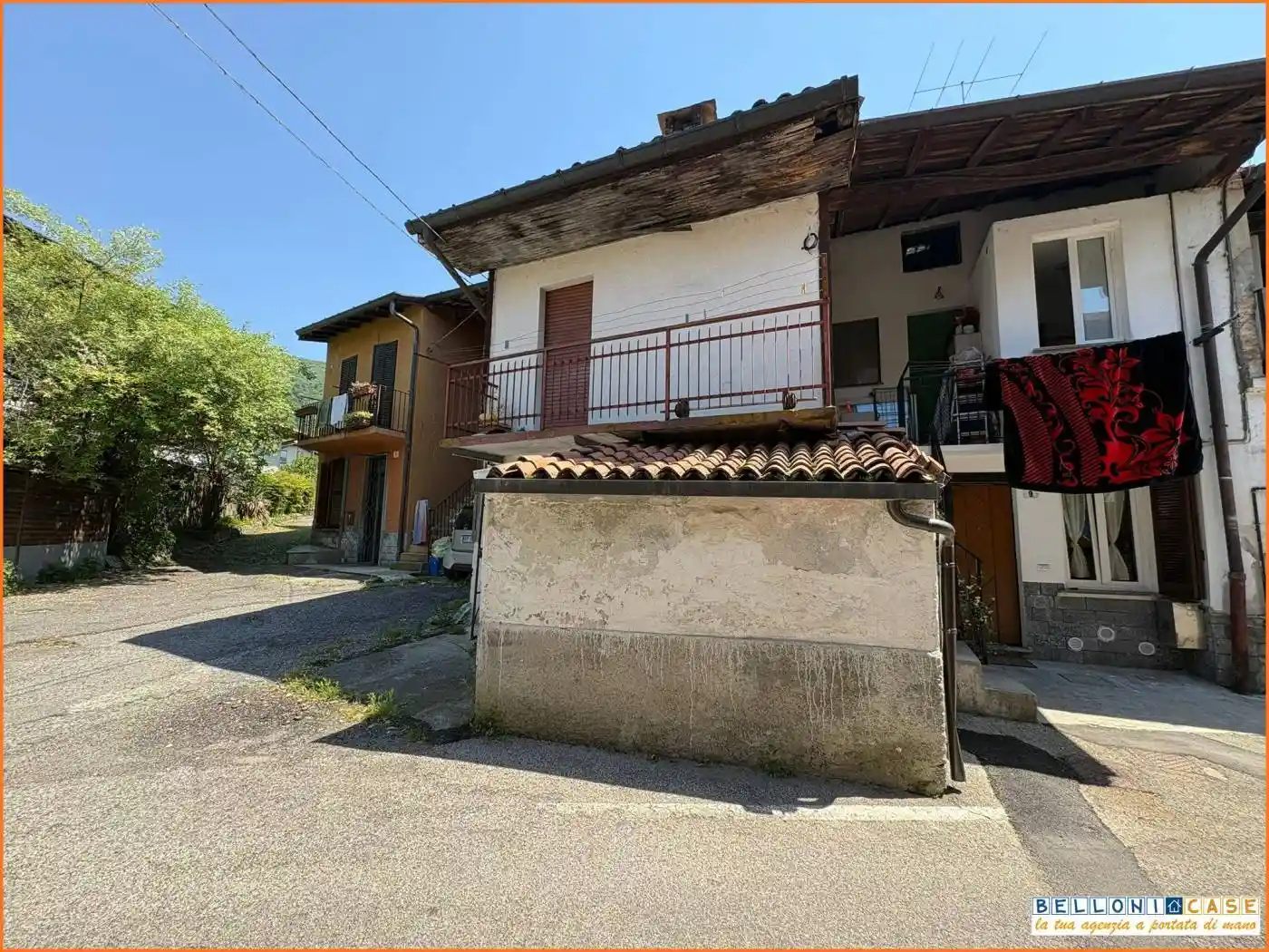Casa indipendente in vendita a Gavirate
