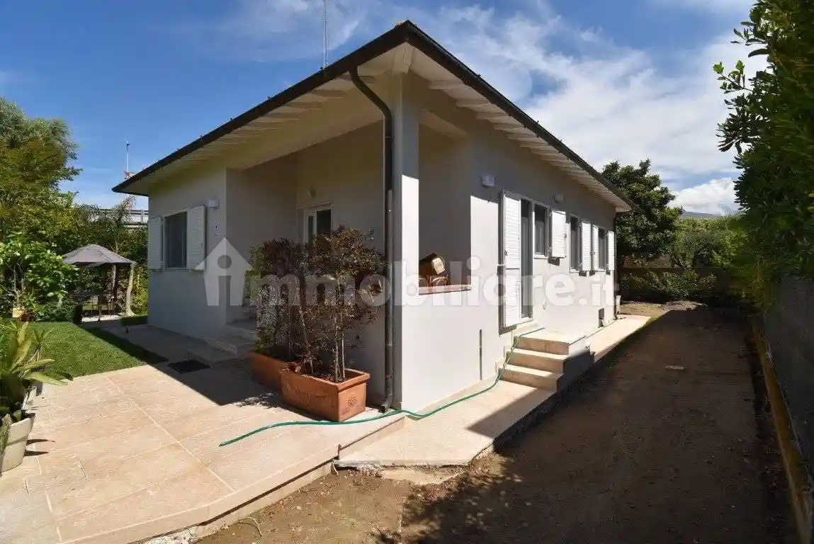 Villa in vendita a Forte dei Marmi