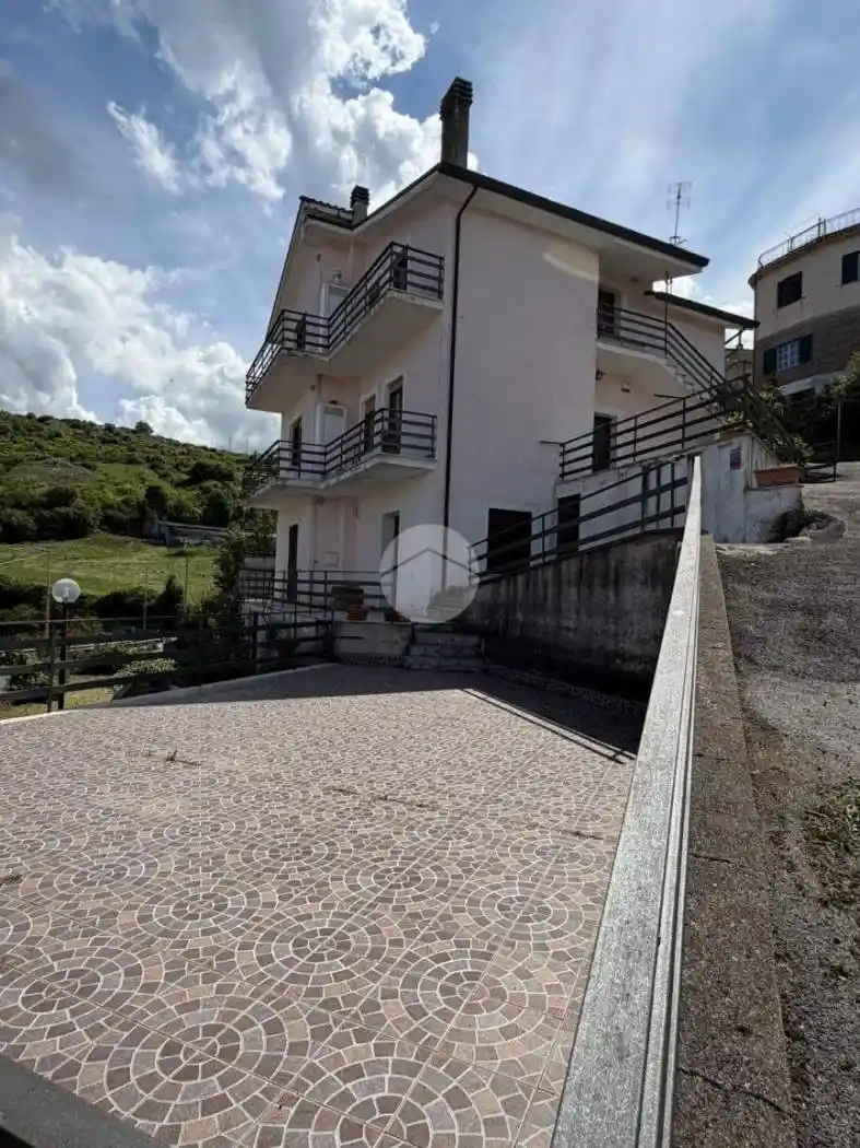 Villa in vendita a Roiate