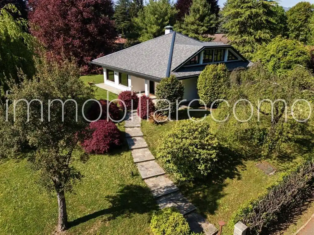 Villa in vendita a Cantù
