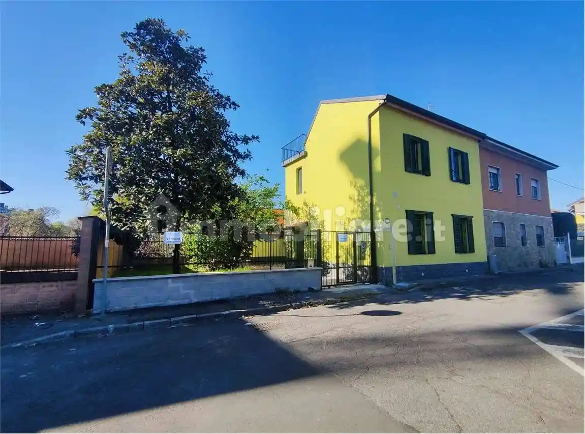 Villa in vendita a Rho
