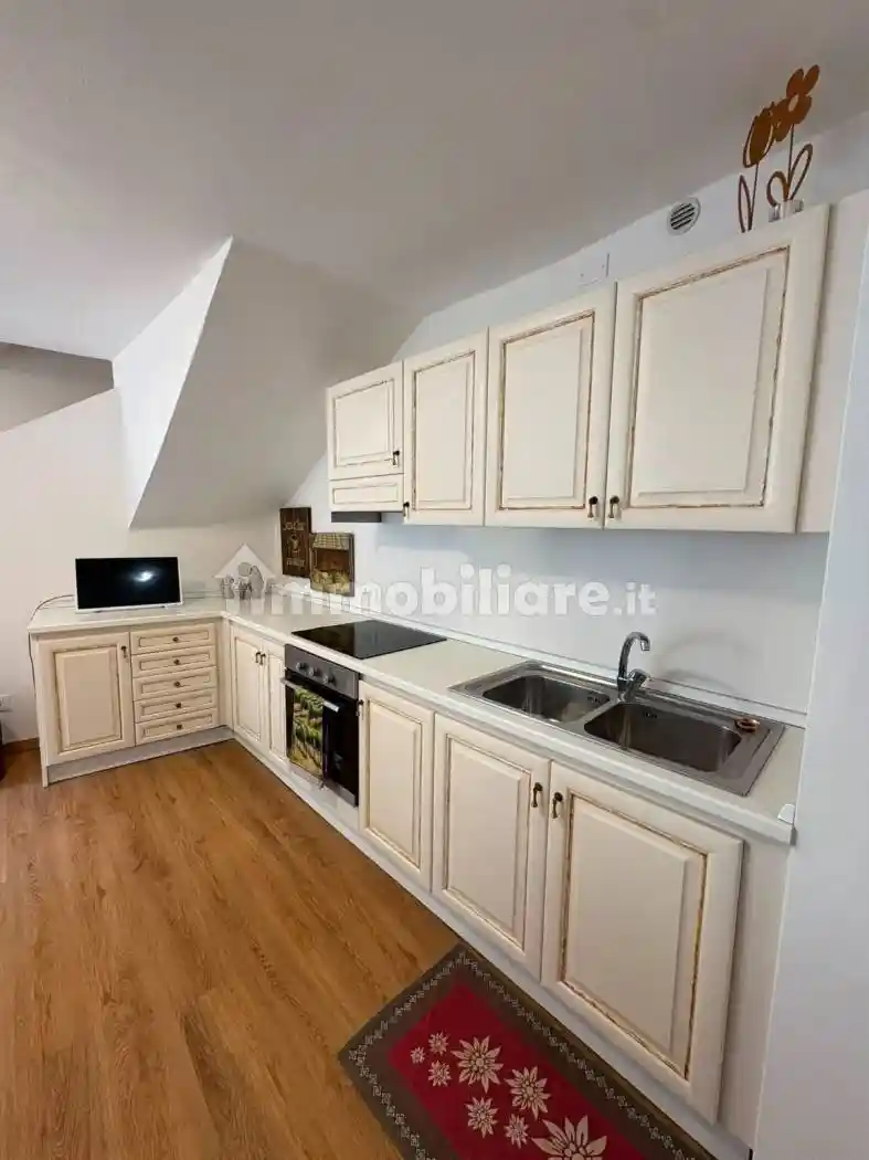 Casa indipendente in vendita a Castione della Presolana