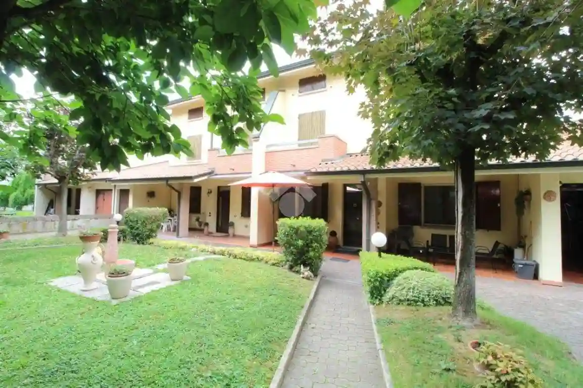 Villetta a schiera - foto 2