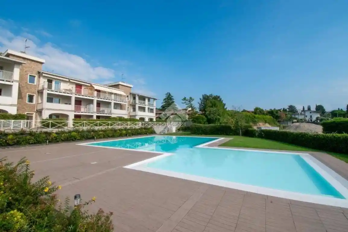 Appartamento in vendita a Padenghe sul Garda