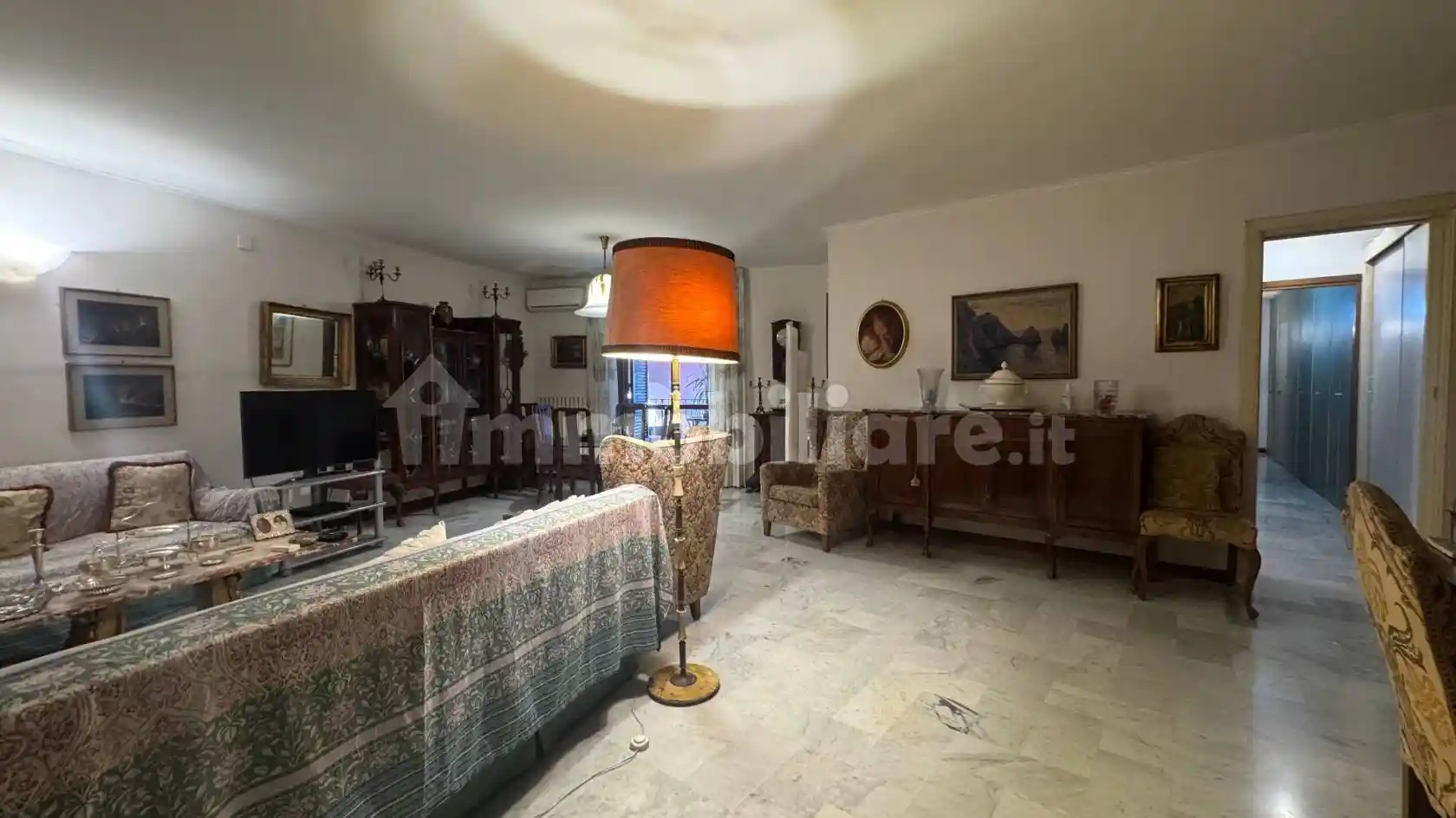 Appartamento in vendita a Napoli