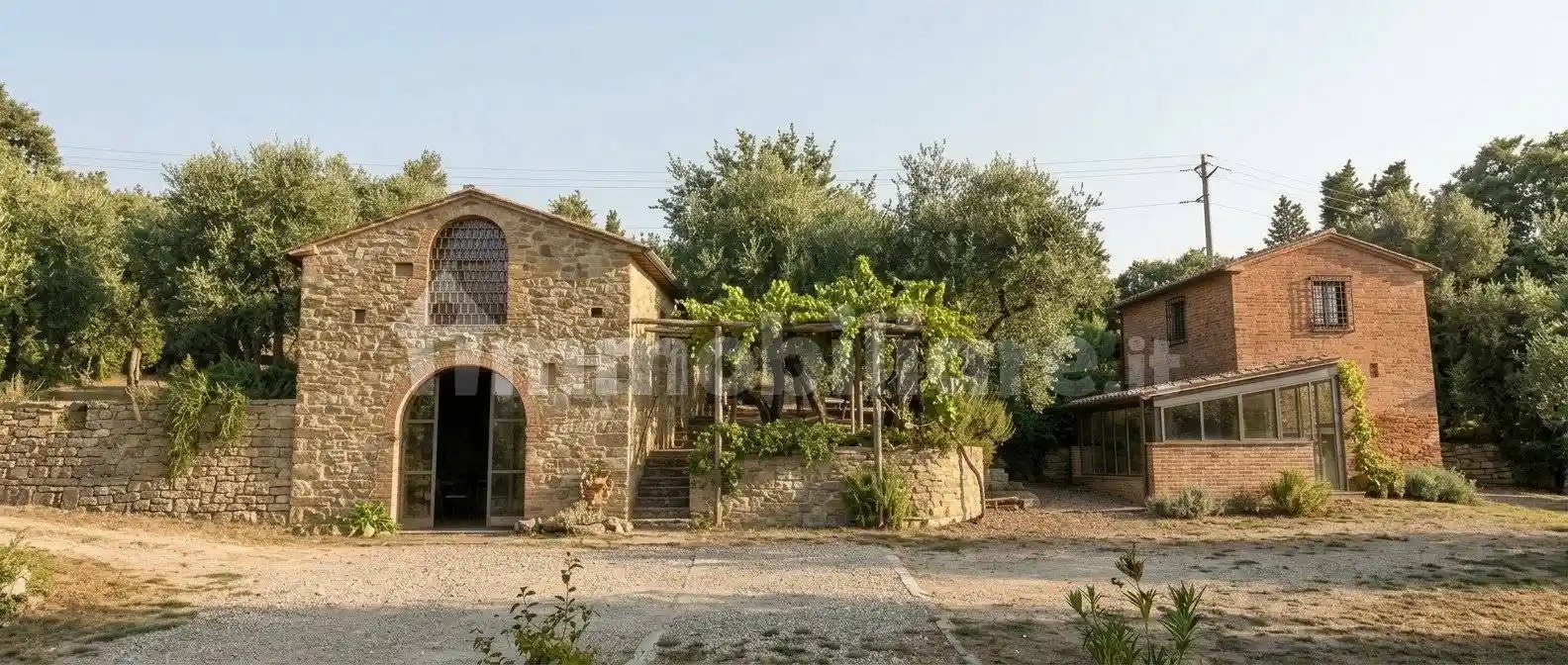 Rustico - Casale in vendita a Arezzo