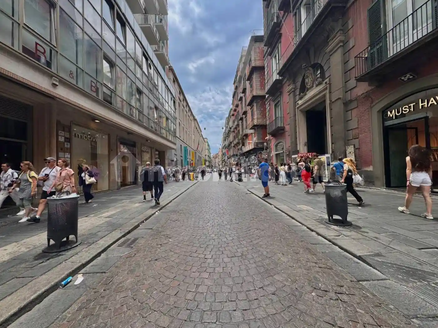 Appartamento in affitto a Napoli