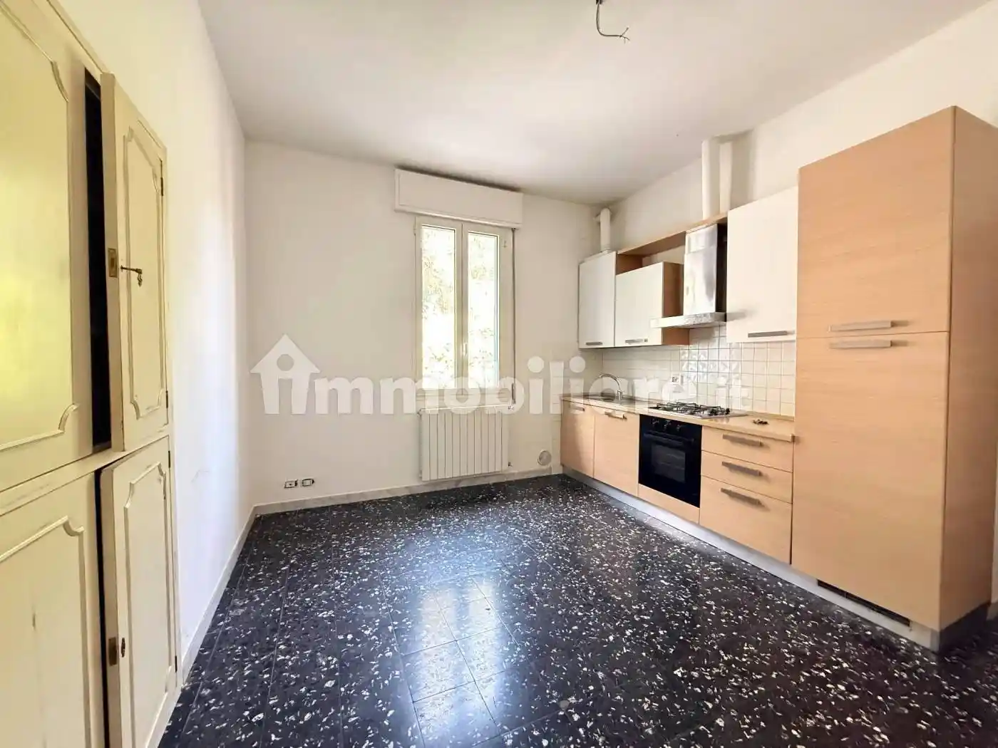 Appartamento in affitto a Imperia