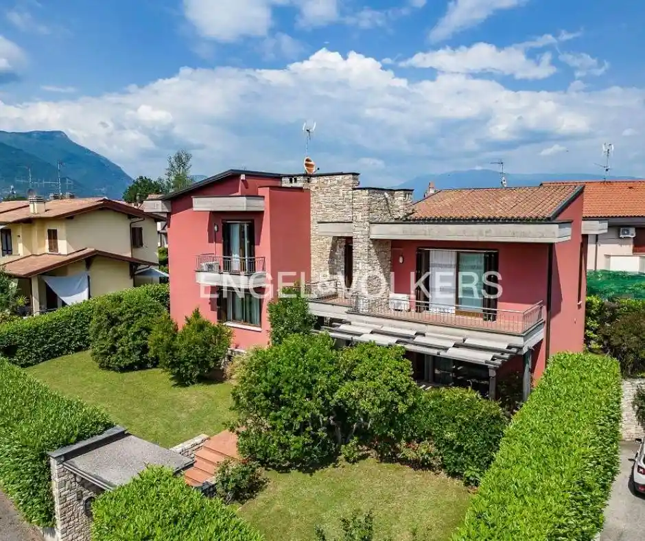 Villa in vendita a San Felice del Benaco