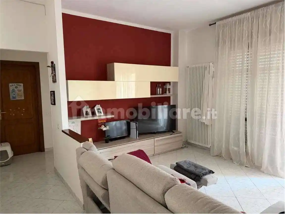 Appartamento in vendita a Luni