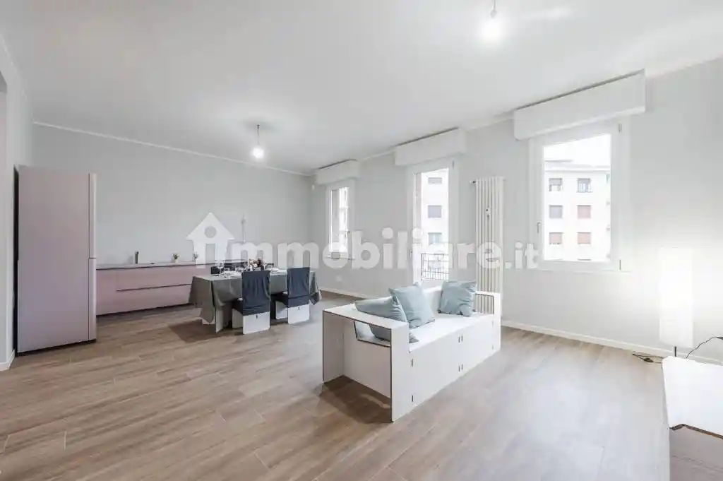 Appartamento in vendita a Reggio Emilia