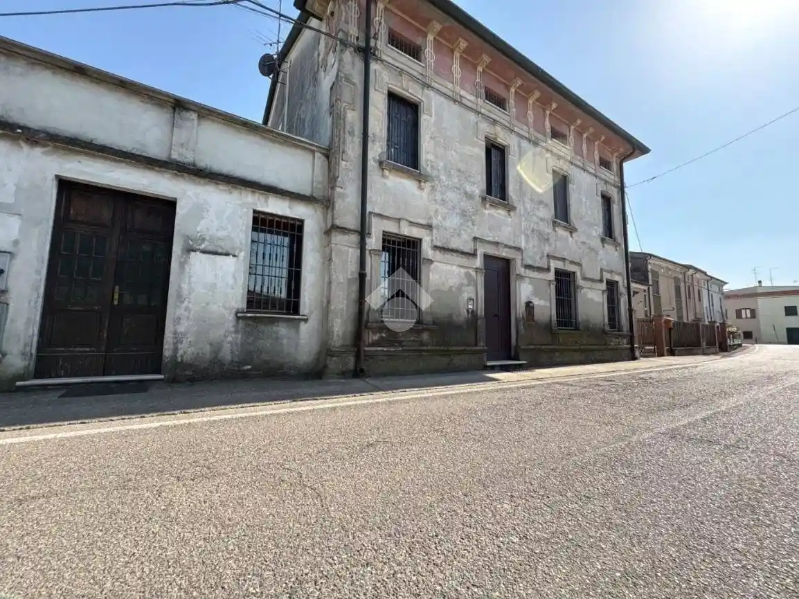 Appartamento in vendita a Sorgà