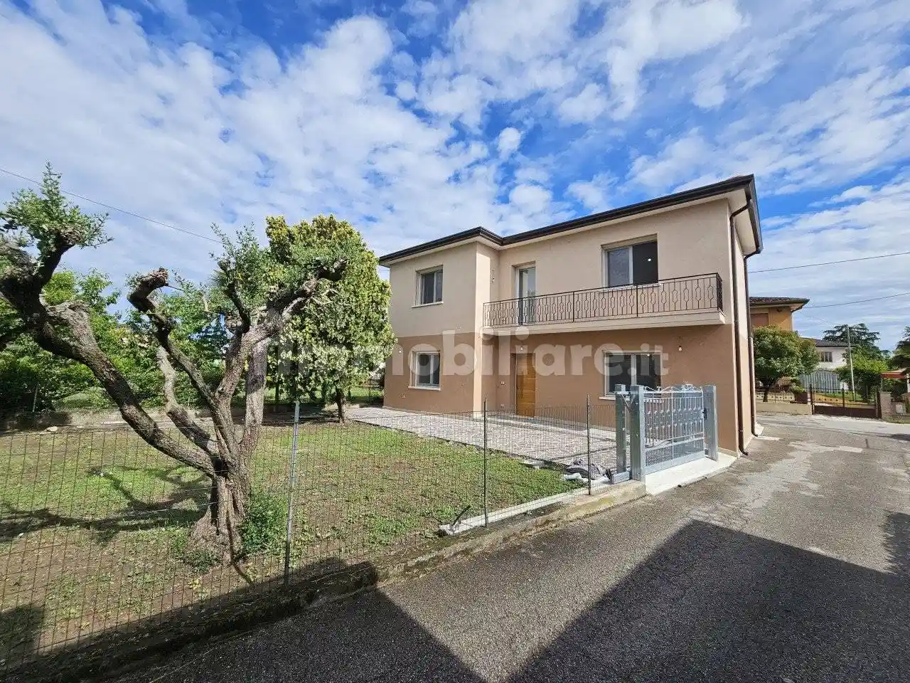 Casa indipendente in vendita a Solesino