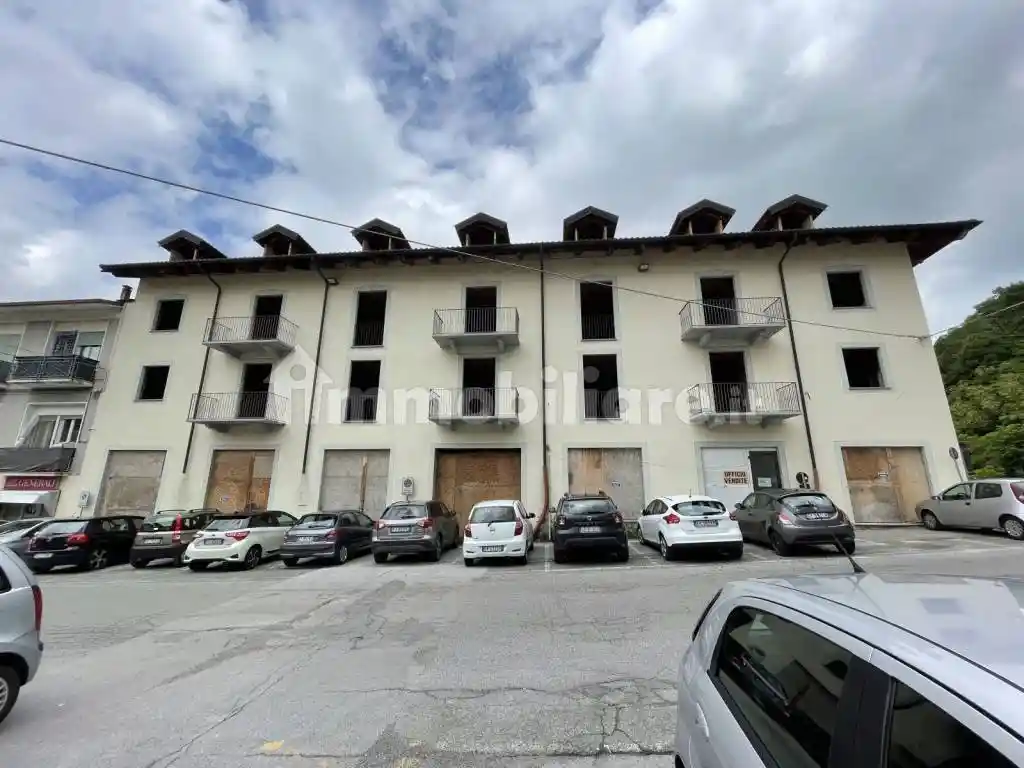 Casa indipendente in vendita a Cuneo