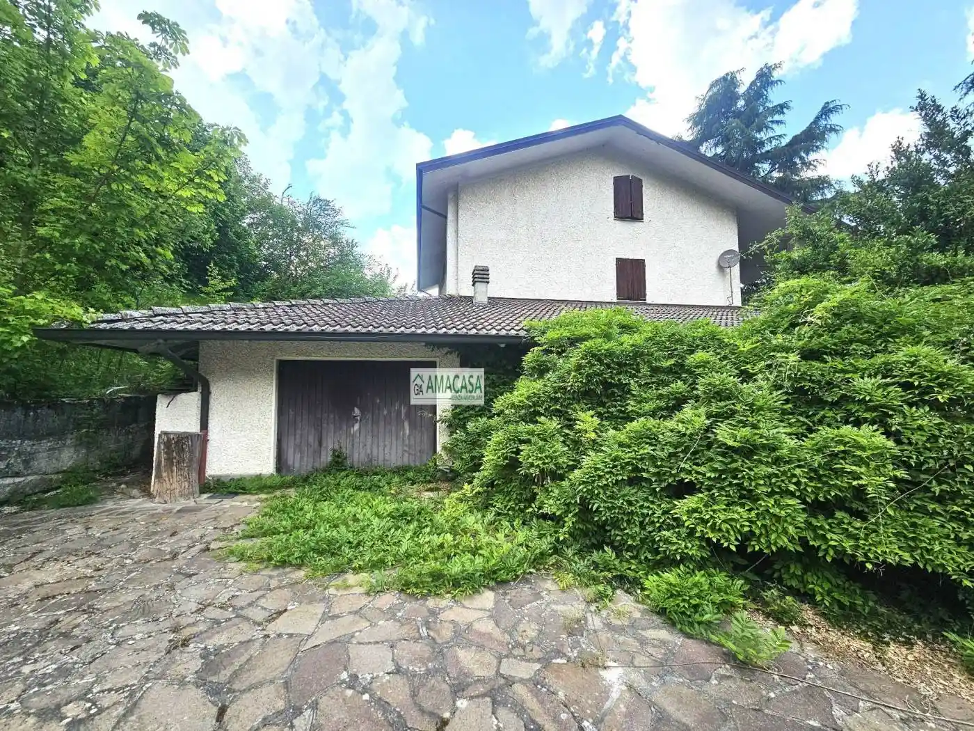 Villa in vendita a Carpineti