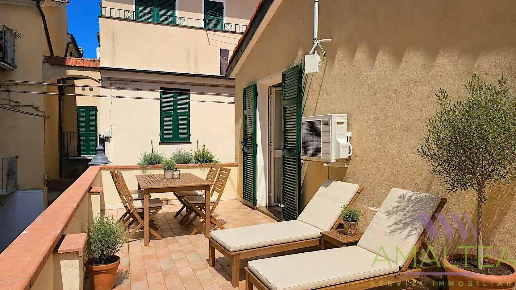 Casa indipendente in vendita a Spotorno