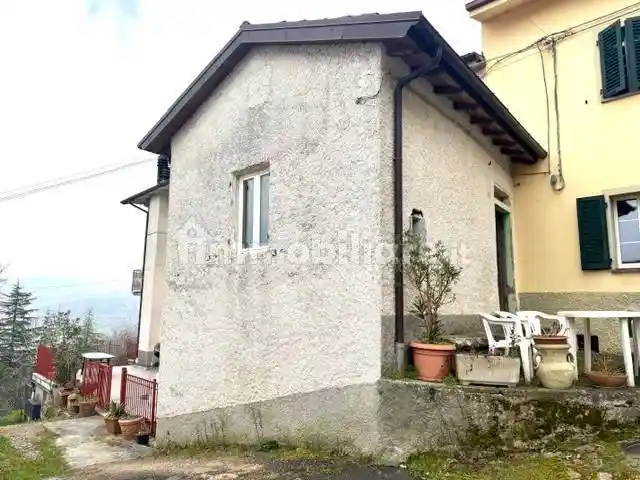 Casa indipendente in vendita a Castel di Casio