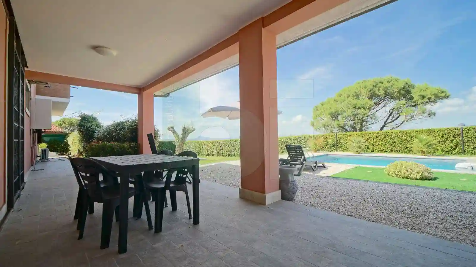 Villa - foto 5