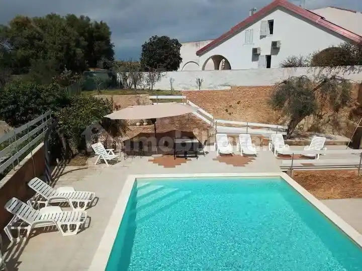 Villa in affitto a Siracusa