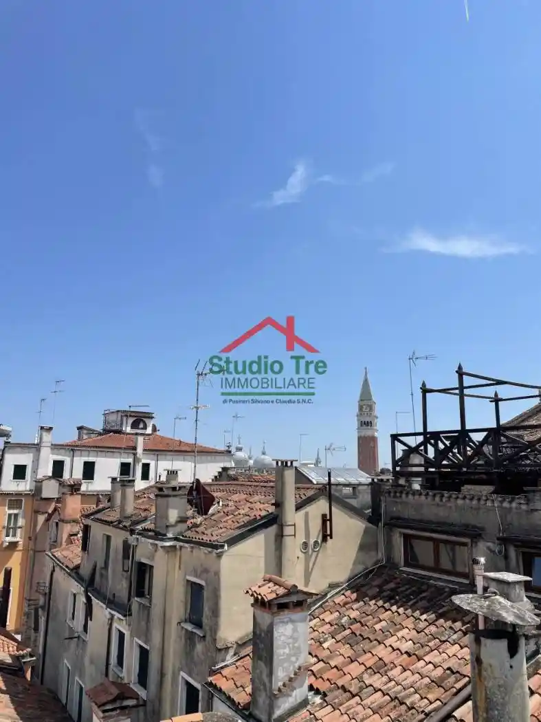Palazzo - Edificio in vendita a Venezia