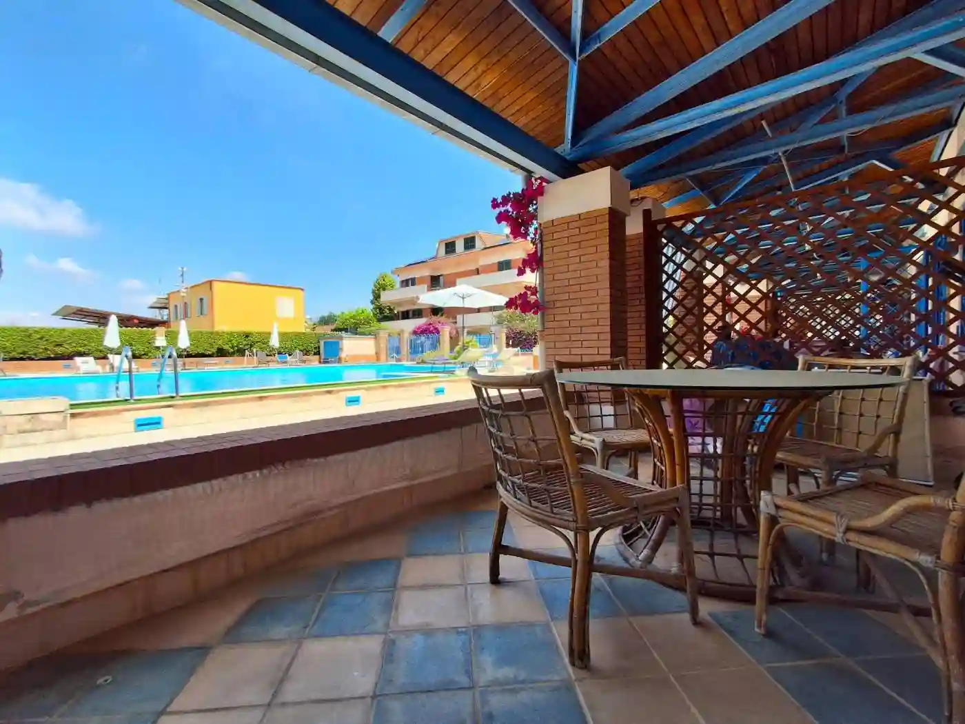 Villa - foto 2