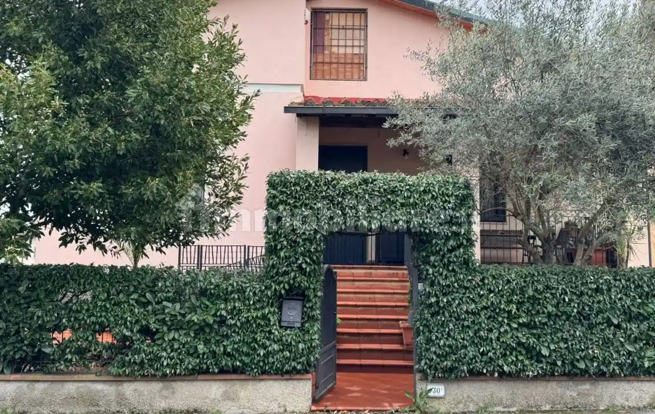 Villa in vendita a Signa
