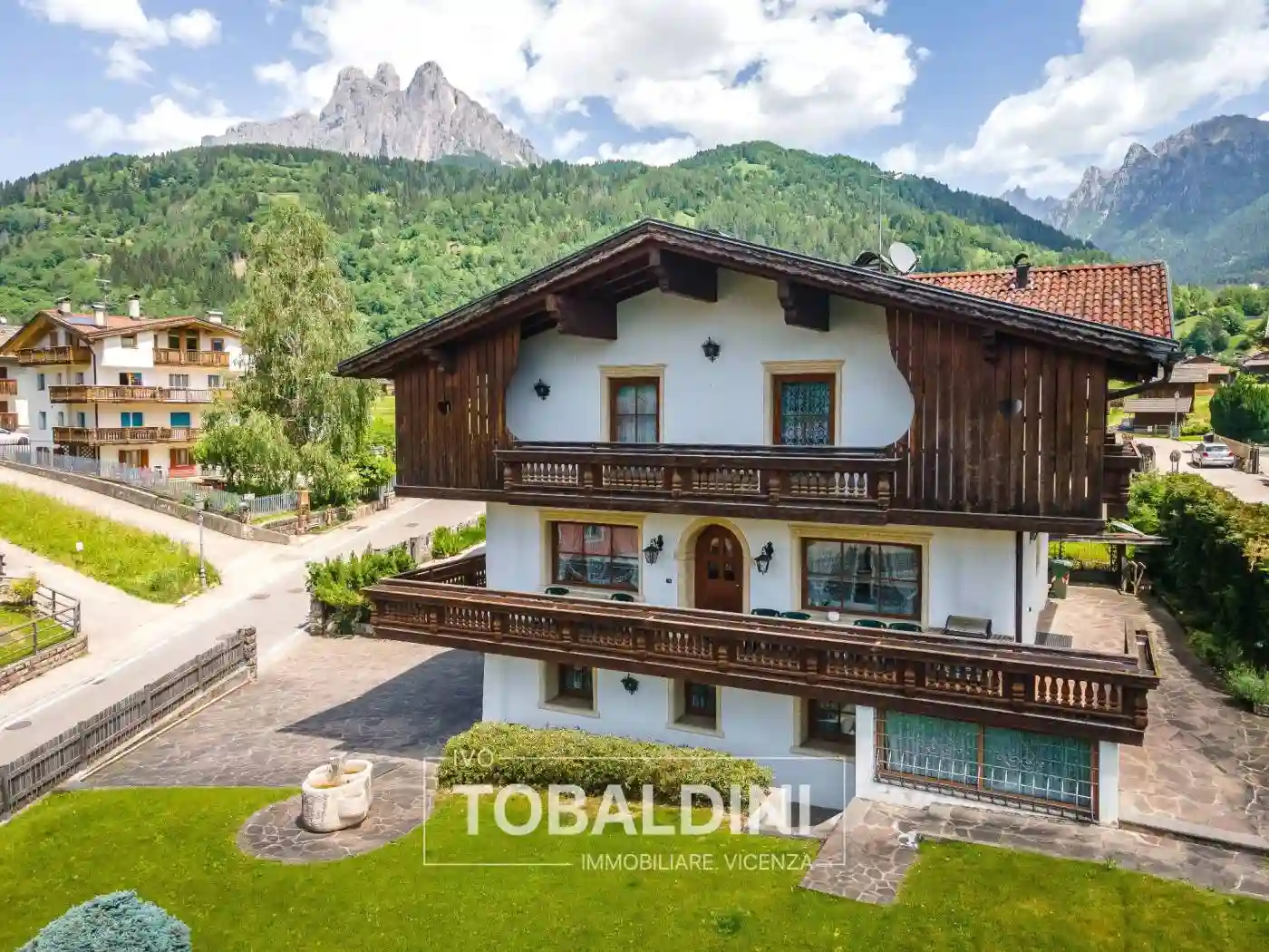 Villa - foto 2