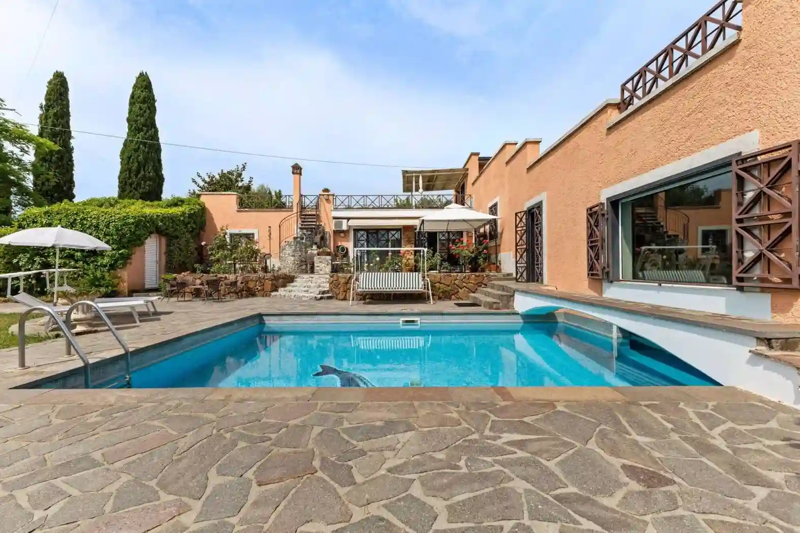 Villa - foto 2