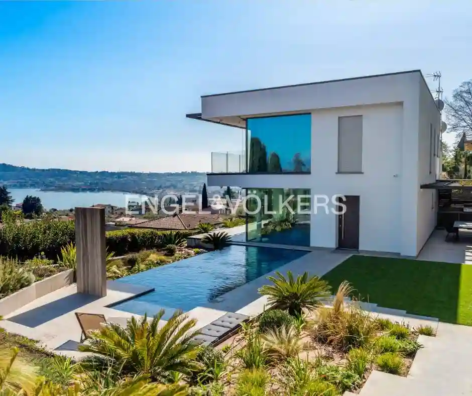 Villa - foto 2
