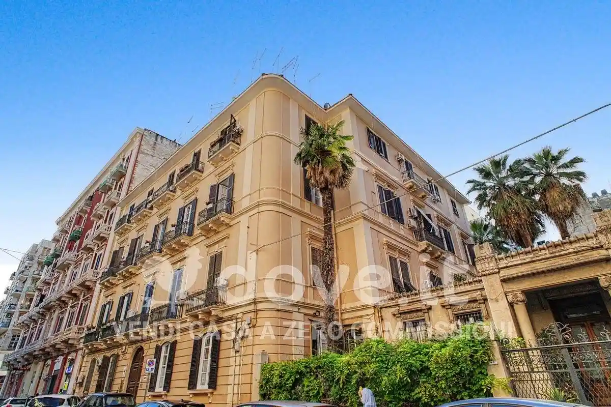 Appartamento in vendita a Taranto