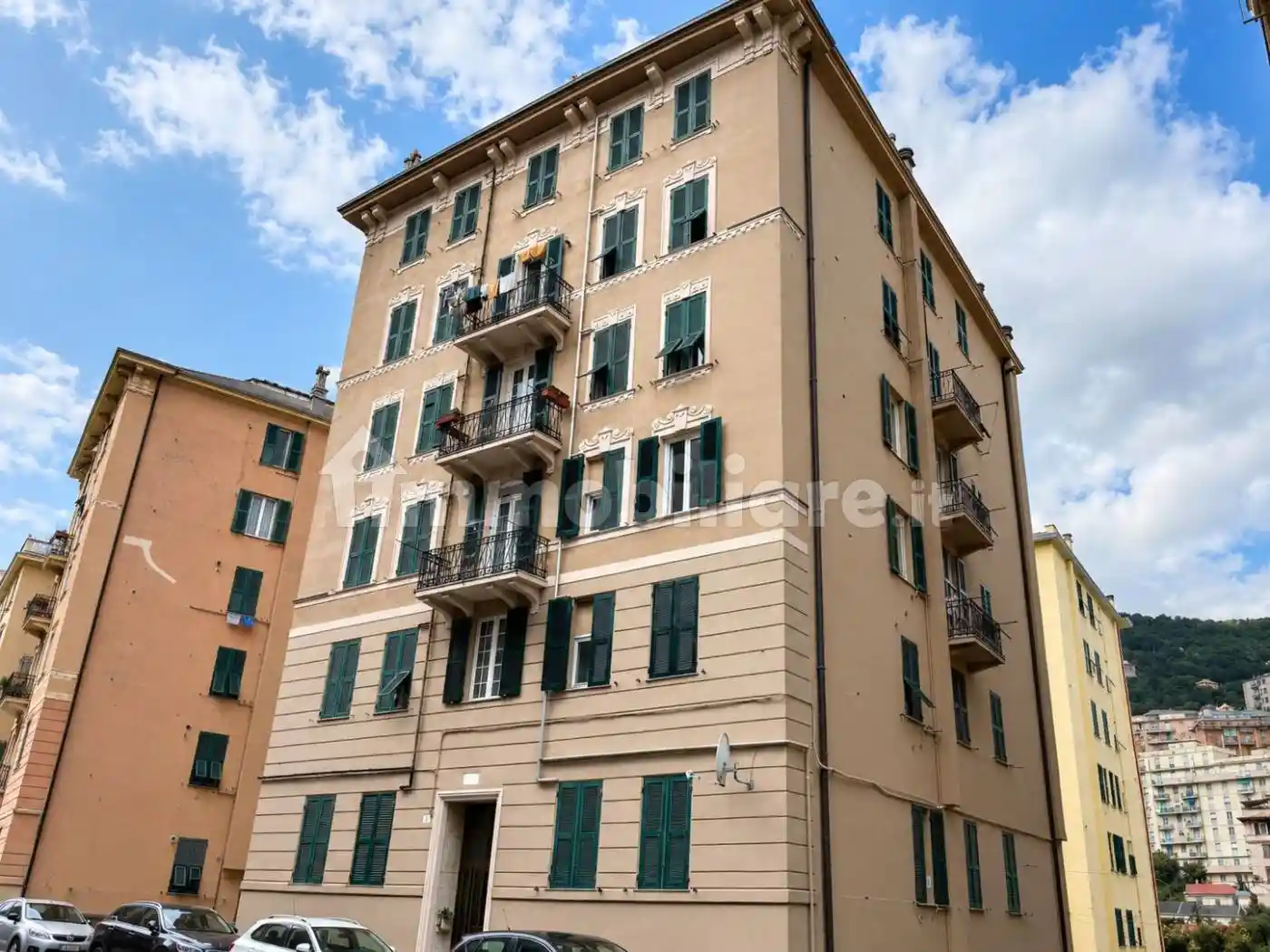 Appartamento in vendita a Genova
