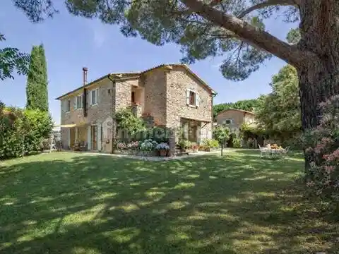 Rustico - Casale in vendita a Manciano