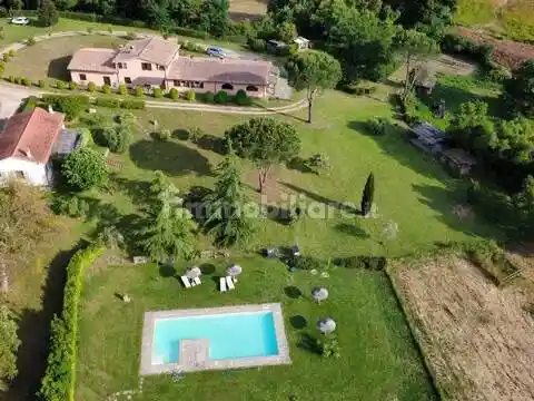 Rustico - Casale in vendita a Roccastrada