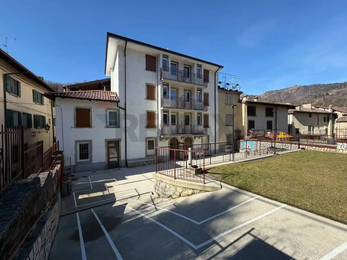 Casa indipendente in vendita a Serina