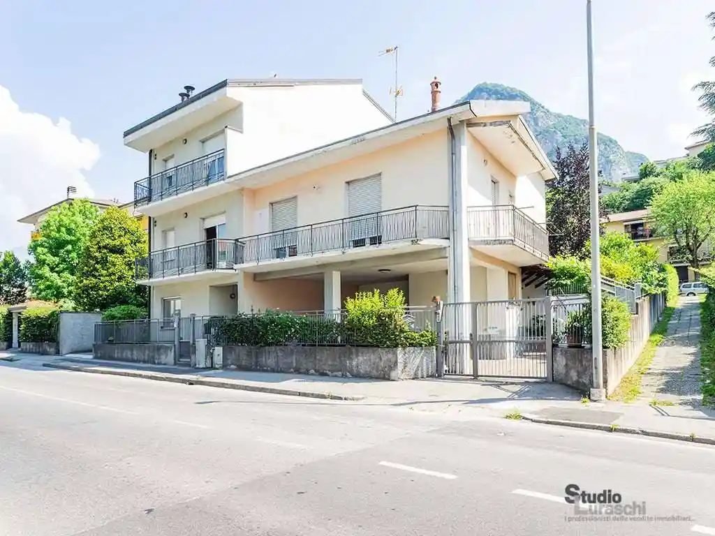 Casa indipendente in vendita a Calolziocorte