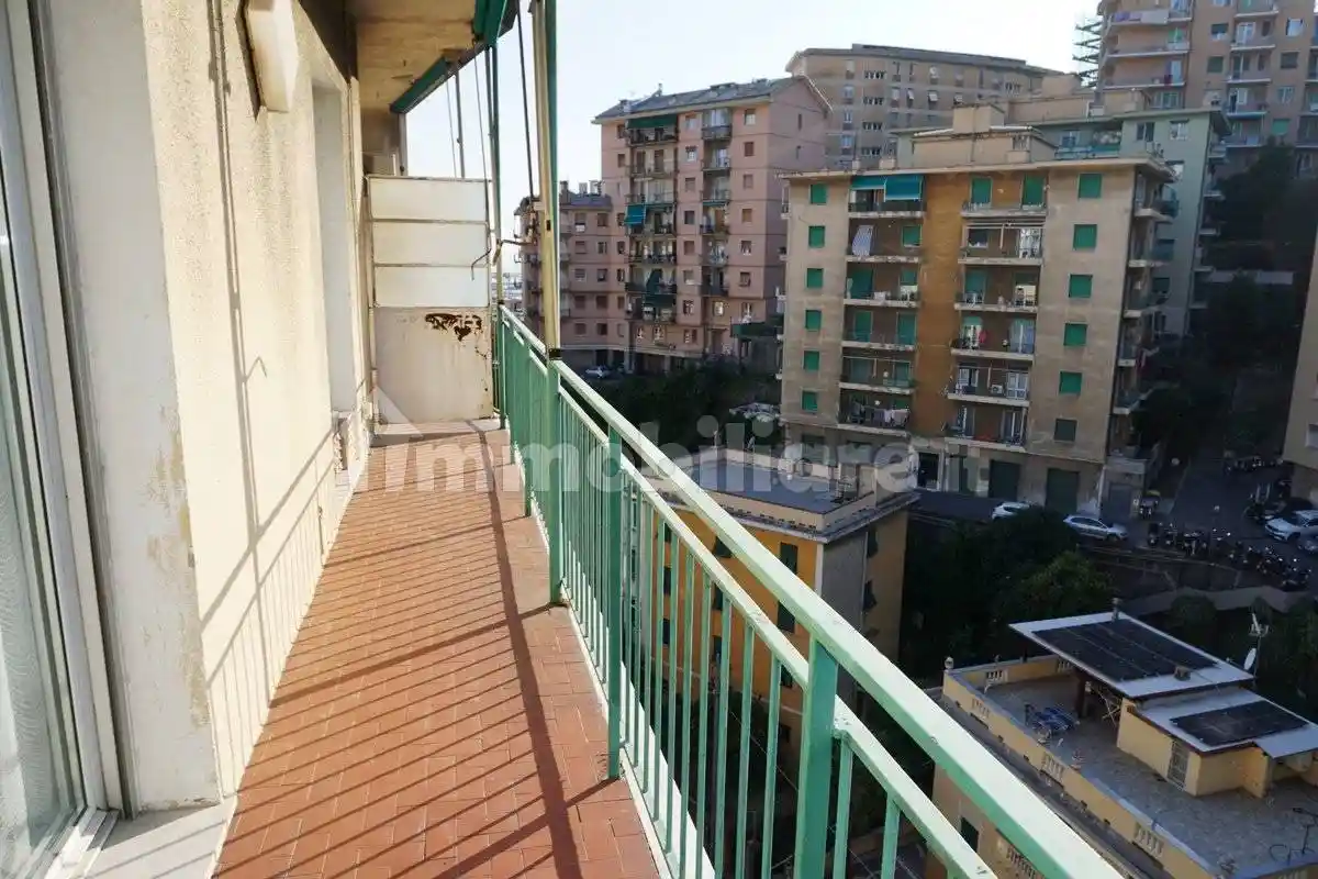 Appartamento in vendita a Genova
