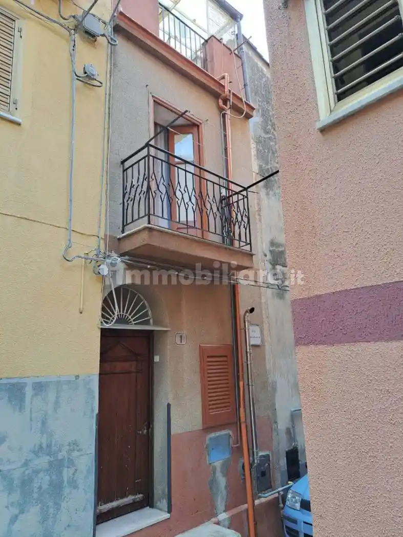 Casa indipendente in vendita a Isnello