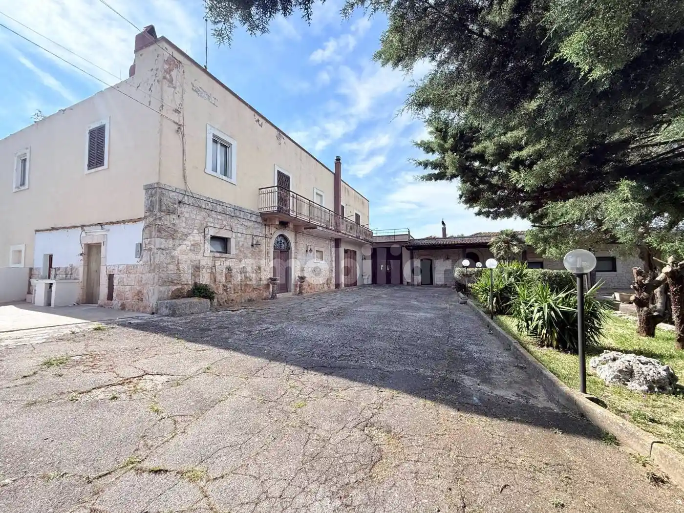 Rustico - Casale in vendita a Noci