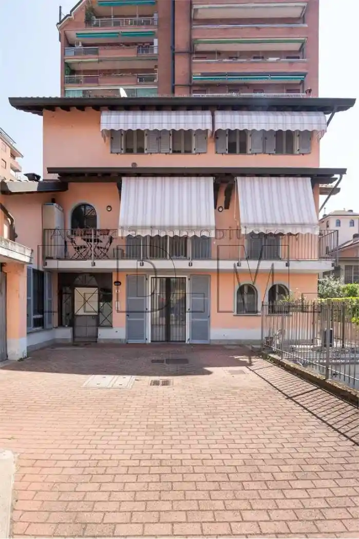 Appartamento in vendita a Melegnano